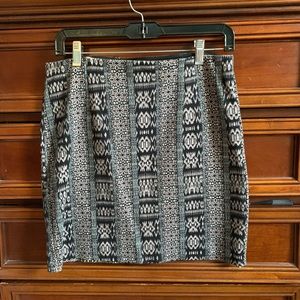 Hollister Elastic Waist Mini Skirt Size Large